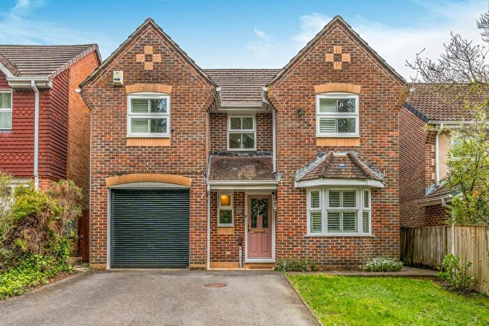 4 Bedroom Detached House For Sale In Blencowe Drive, Chandler's Ford, Eastleigh, Hampshire, SO53