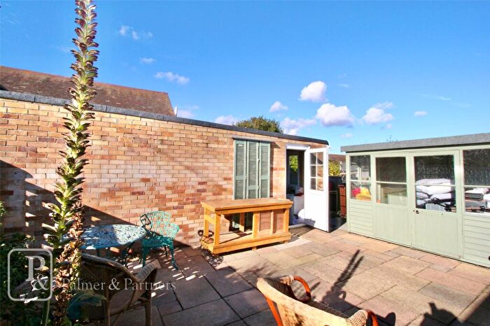 2 Bedroom Bungalow For Sale In Windermere Road, Holland-On-Sea, Clacton-On-Sea, CO15