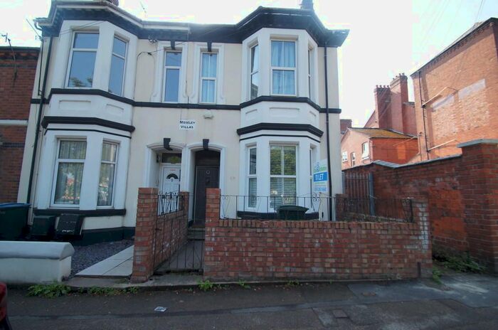 6 Bedroom Semi-Detached House To Rent In Coundon Street, Coventry, CV1