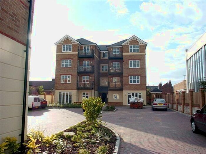 2 Bedroom Flat To Rent In Bedford Road, Reading, RG1