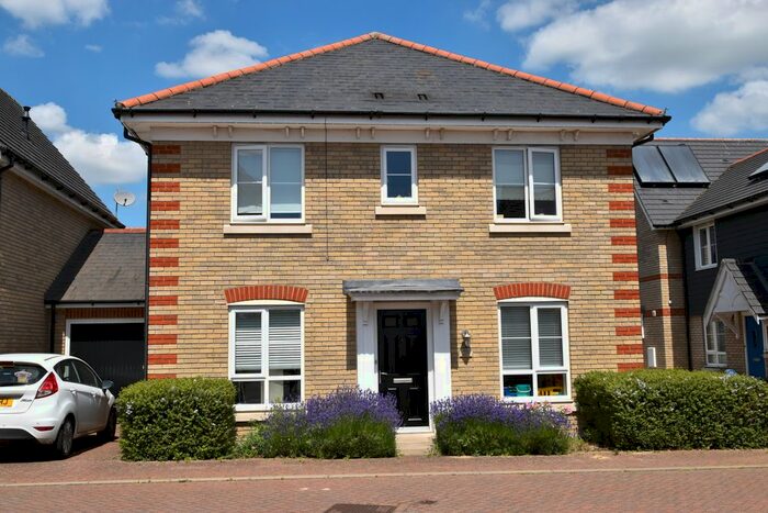 4 Bedroom Link Detached House To Rent In Blyths Way, Rayne, Braintree, CM77