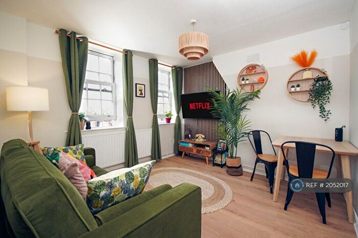 2 Bedroom Terraced House To Rent In Dorset Avenue, Manchester, M14