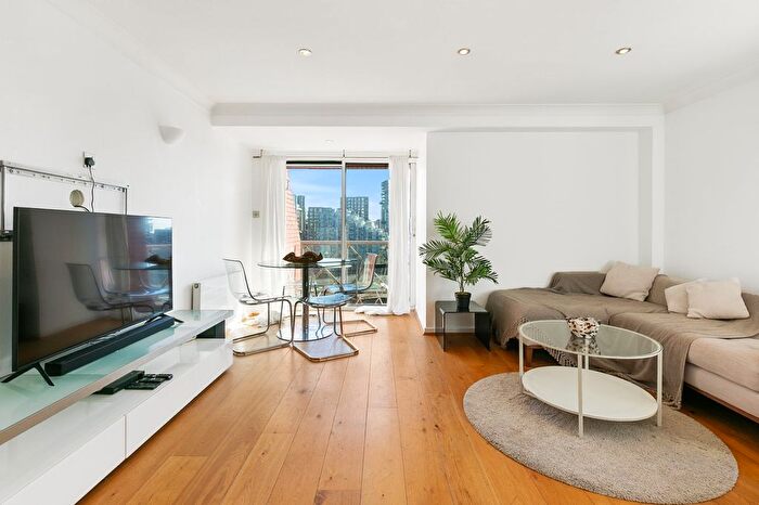 2 Bedroom Flat For Sale In Ferrymans Quay, William Morris Way, SW6