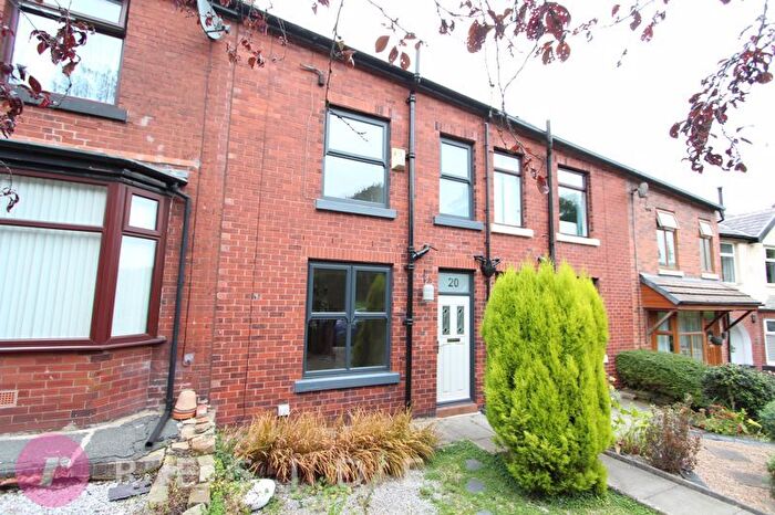 4 Bedroom Terraced House For Sale In Edenfield Road, Meanwood, Rochdale, OL11
