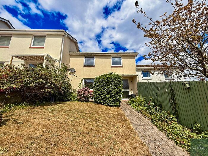 3 Bedroom Terraced House For Sale In Halwyn Place, Truro, TR1