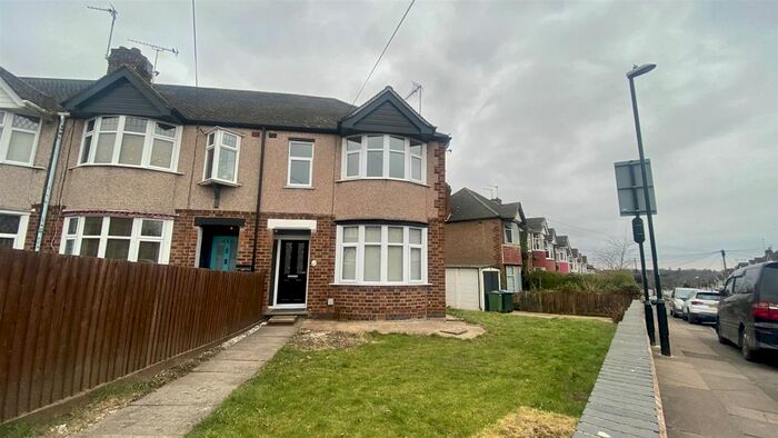 3 Bedroom Semi-Detached House To Rent In Rutherglen Avenue, Coventry, CV3