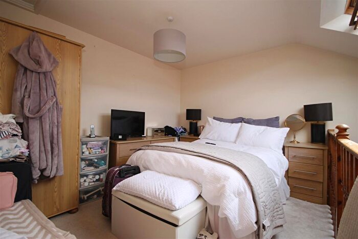 1 Bedroom Semi-Detached Bungalow For Sale In Fairney Edge, Ponteland, Newcastle Upon Tyne, NE20