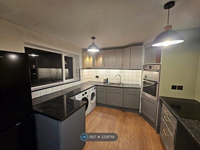 2 Bedroom Flat To Rent In Ruddington, Nottingham, NG11
