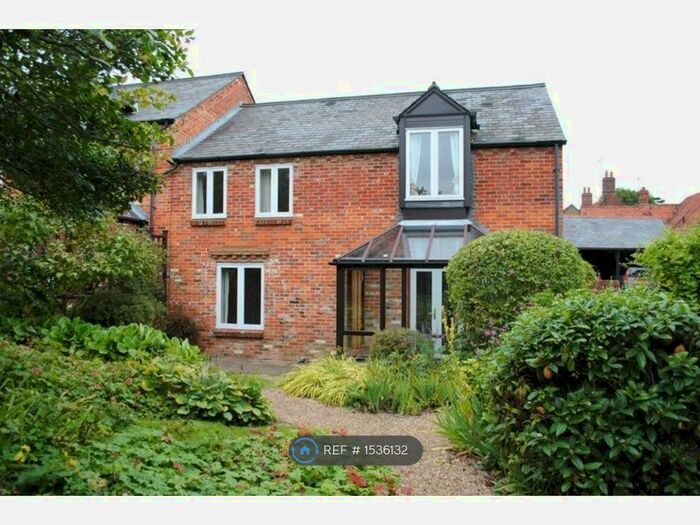 2 Bedroom End Of Terrace House To Rent In Old Town Farm, Great Missenden, HP16