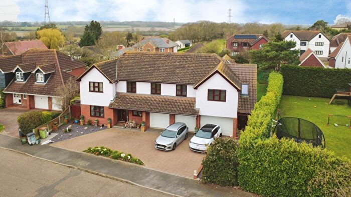 5 Bedroom Detached House For Sale In Chalklands, Howe Green, Chelmsford, Essex, CM2