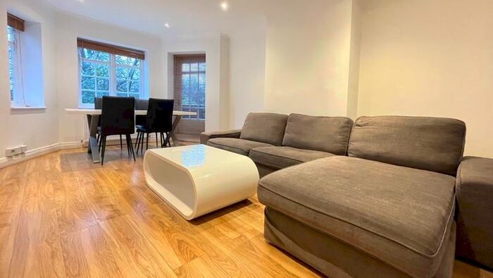 2 Bedroom Flat To Rent In Lyttelton Road, London N2