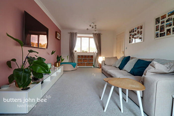 3 Bedroom Town House For Sale In Morgan Walk, Nantwich, CW5