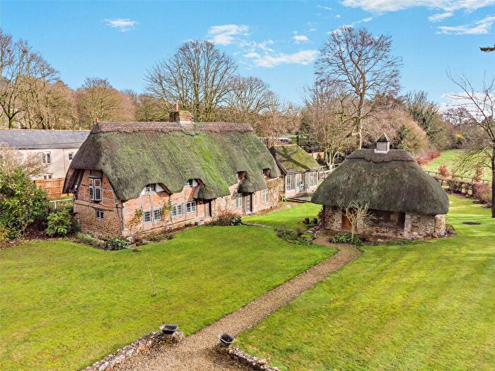 4 Bedroom Detached House For Sale In Upper Lambourn, Hungerford, Berkshire, RG17