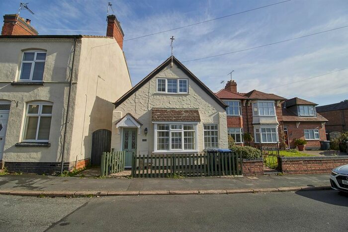 2 Bedroom Property To Rent In Lutterworth Road, Burbage, Hinckley, LE10