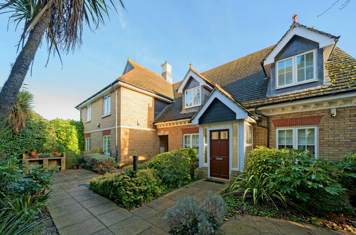 1 Bedroom Maisonette To Rent In Station Mews, Witham, CM8