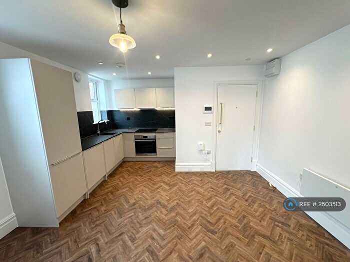 1 Bedroom Flat To Rent In Cathedral Road, Cardiff, CF11