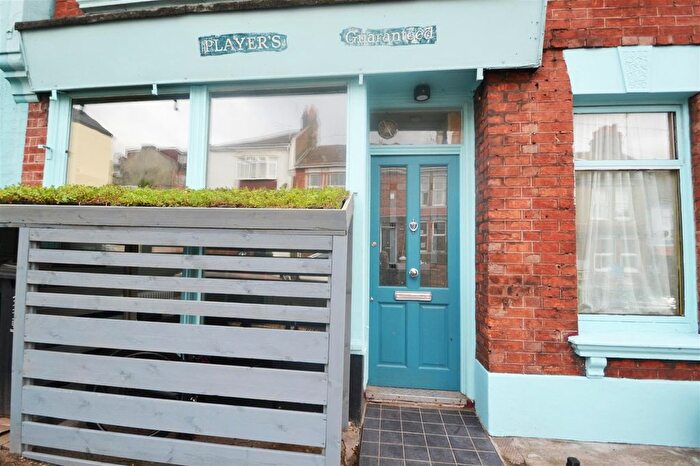 3 Bedroom Terraced House To Rent In Bear Road, Brighton, East Sussex, BN2