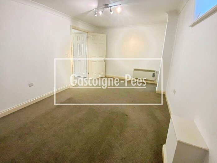 1 Bedroom Property To Rent In Stadium House, Woking, GU21
