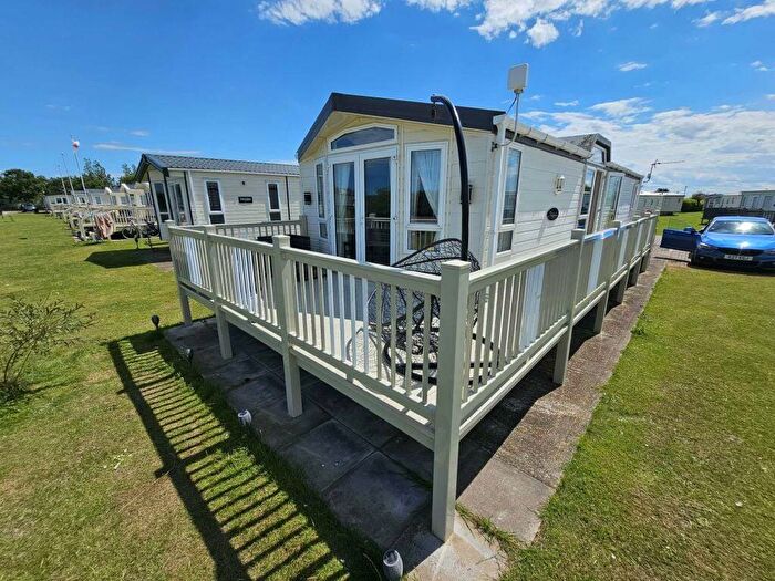 2 Bedroom Park Home For Sale In Waterside Leisure Park, Anchor Lane, Skegness, PE25