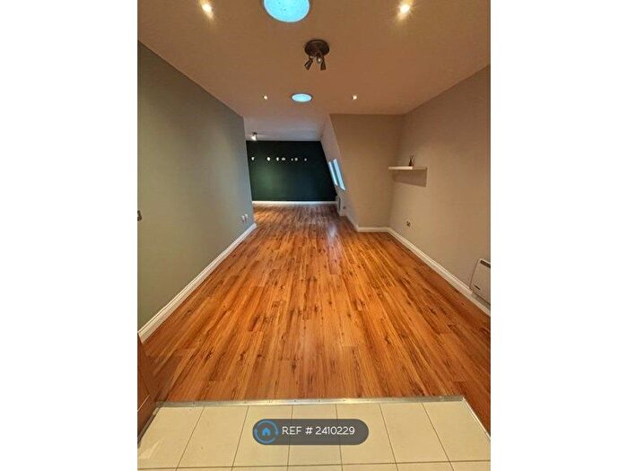 2 Bedroom Flat To Rent In Park Tower, Hartlepool, TS24