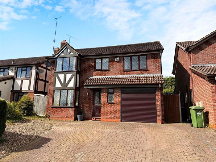 4 Bedroom Detached House For Sale In Orchid Way, Rugby, CV23