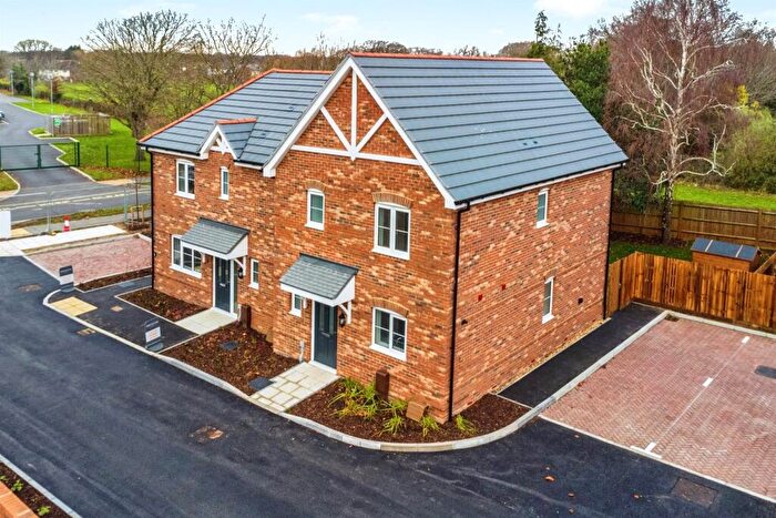 3 Bedroom Semi-Detached House For Sale In Weston Close, Gosport, PO13