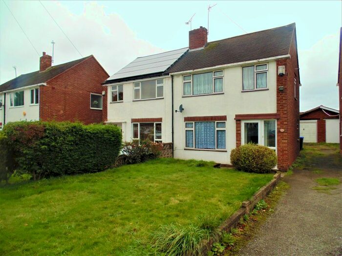 3 Bedroom Semi-Detached House To Rent In Green Lane, Great Barr, B43