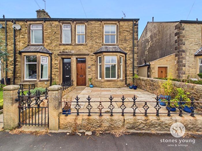 3 Bedroom End Of Terrace House For Sale In Waddow View, Waddington, BB7
