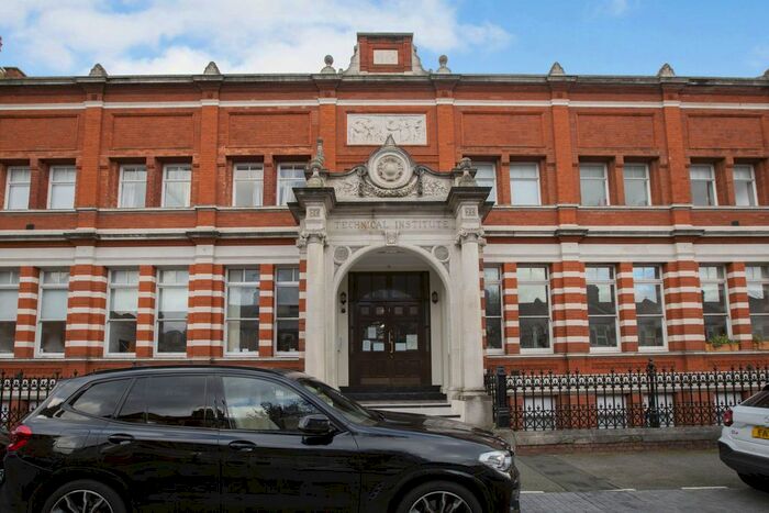 2 Bedroom Flat To Rent In Adelaide Road, London, E10