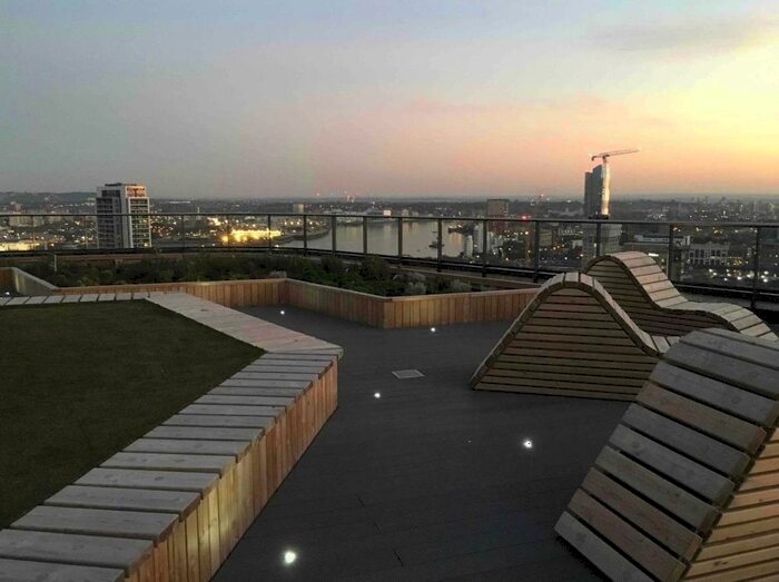 3 Bedroom Apartment To Rent In Williamsburg Plaza, London, E14