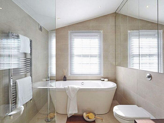 2 Bedroom End Terrace House To Rent In St. Marks Place, Windsor, SL4