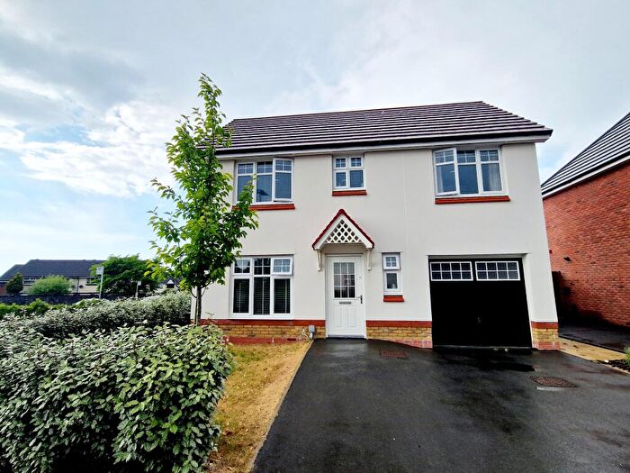 3 Bedroom House To Rent In George Dewhurst Way, BB2