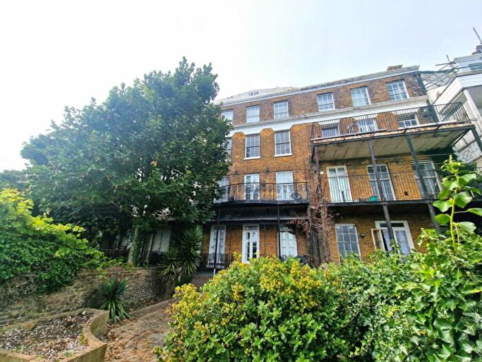 7 Bedroom Apartment For Sale In East Cliff, Dover, CT16