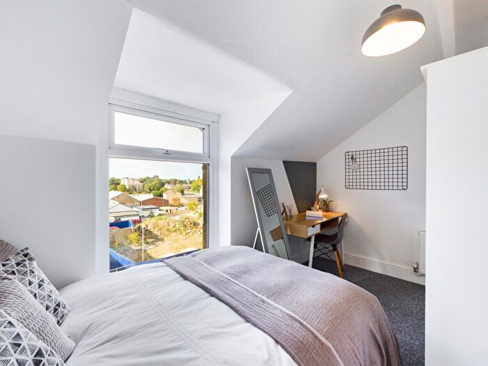 6 Bedroom Flat To Rent In West Parade, Lincoln, LN1