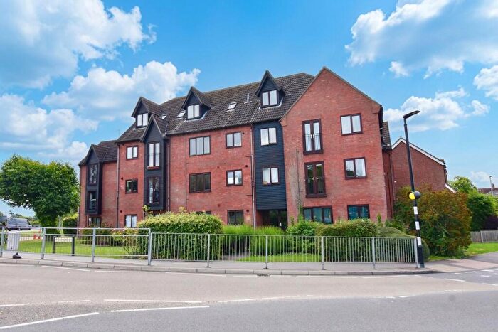 1 Bedroom Flat For Sale In Shakespeare Road, Bedford, MK40