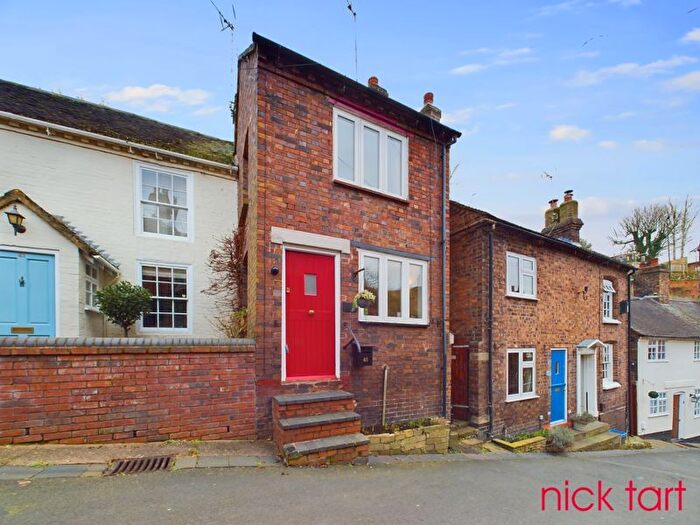 2 Bedroom Cottage To Rent In Railway Street, Bridgnorth, WV16