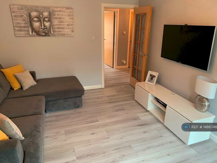 2 Bedroom Flat To Rent In Ladeside, Bridge Of Don, Aberdeen, AB22