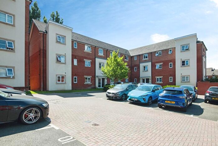 2 Bedroom Flat For Sale In Herbert James Close, Smethwick, B66