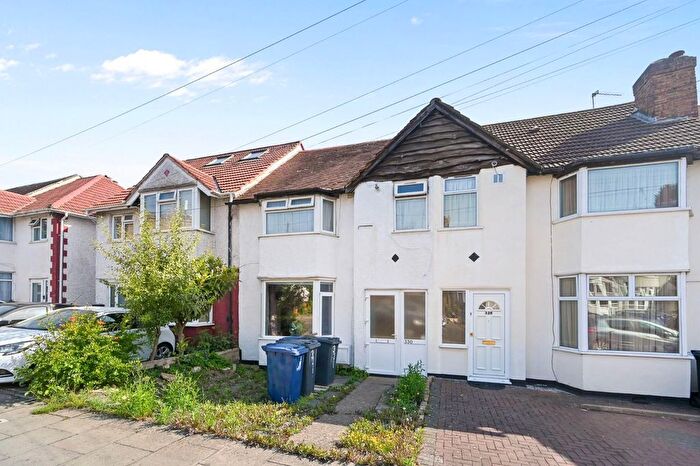 1 Bedroom Flat For Sale In Allenby Road, Southall, UB1