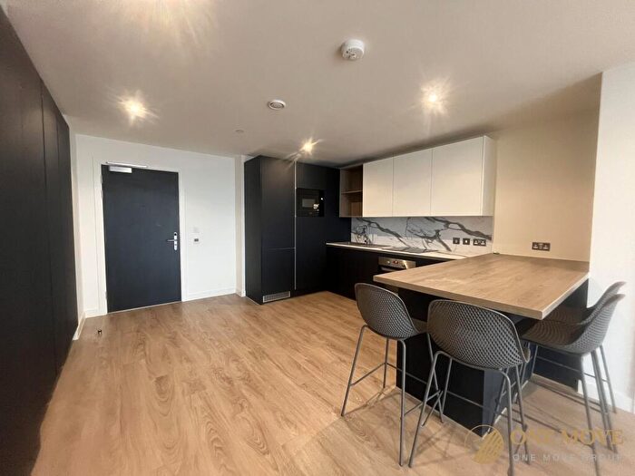 2 Bedroom Flat For Sale In New Bailey St, Salford, M3