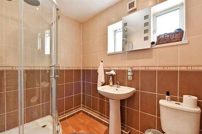 6 Bedroom Semi-Detached House To Rent In St. Leonards Road, Windsor, Berkshire, SL4