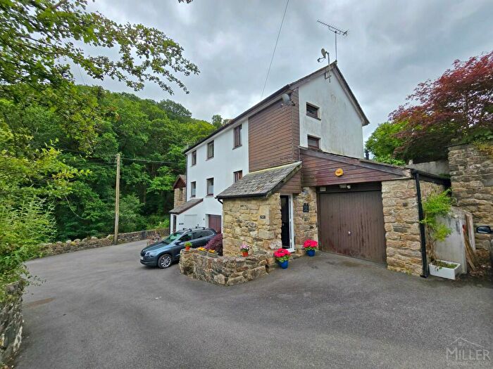 2 Bedroom End Of Terrace House For Sale In Sticklepath, Devon, EX20