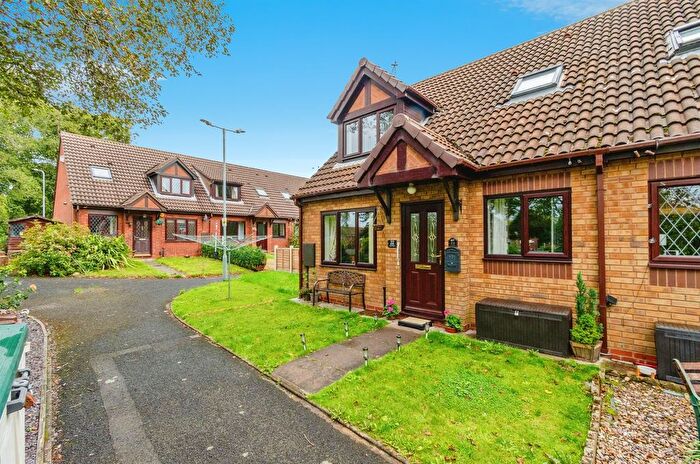 1 Bedroom Mews For Sale In Ambleside Close, Bradley, Bilston, WV14