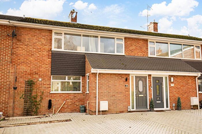 3 Bedroom Terraced House For Sale In St. Johns Meadow, Blindley Heath, RH7
