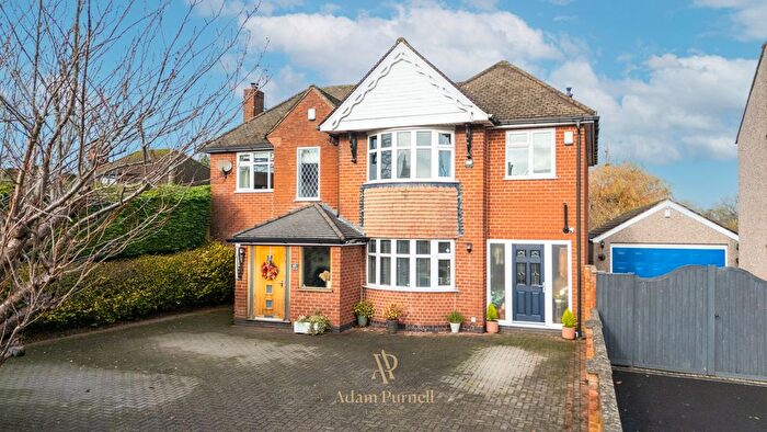 5 Bedroom Detached House For Sale In Lychgate Lane, Burbage, LE10