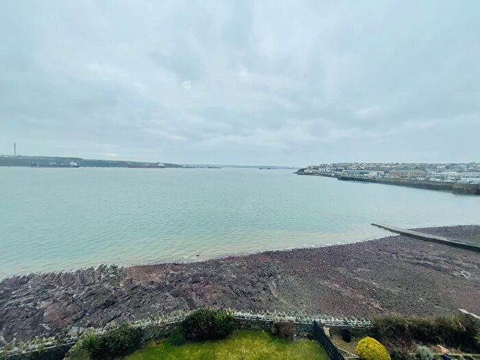 2 Bedroom Apartment To Rent In Milford Haven, SA73
