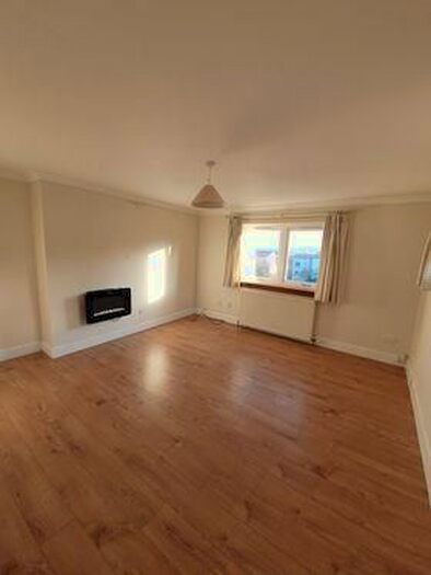 2 Bedroom Flat To Rent In E Strathtay Road, Letham, Perth, PH1