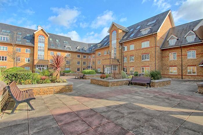 2 Bedroom Apartment To Rent In Station Road, Ware, SG12