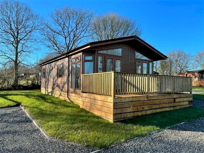 2 Bedroom Mobile Home For Sale In Near Hatherleigh - Holiday Lodges In Peaceful Location, EX21