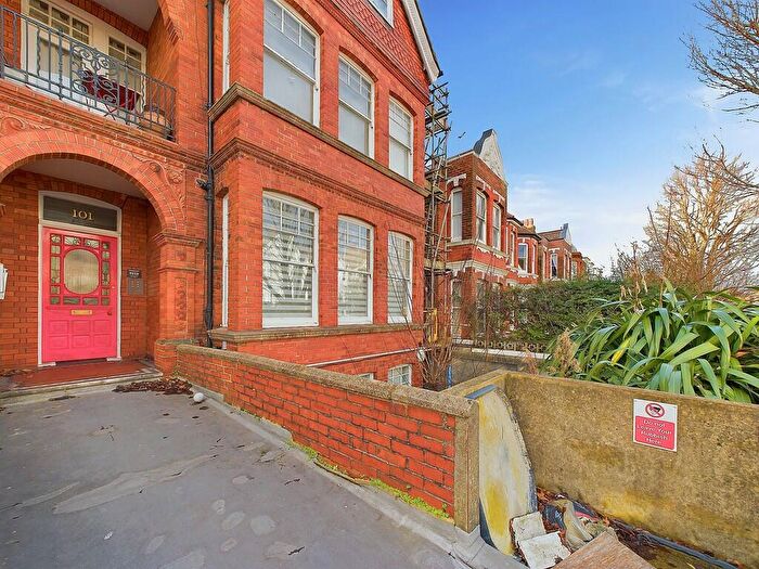 1 Bedroom Flat To Rent In Beaconsfield Villas, Brighton, BN1